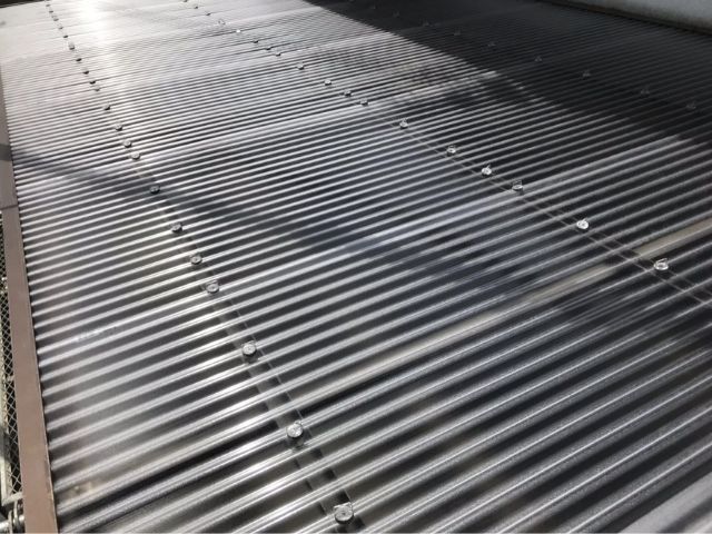 ベランダ波板の交換